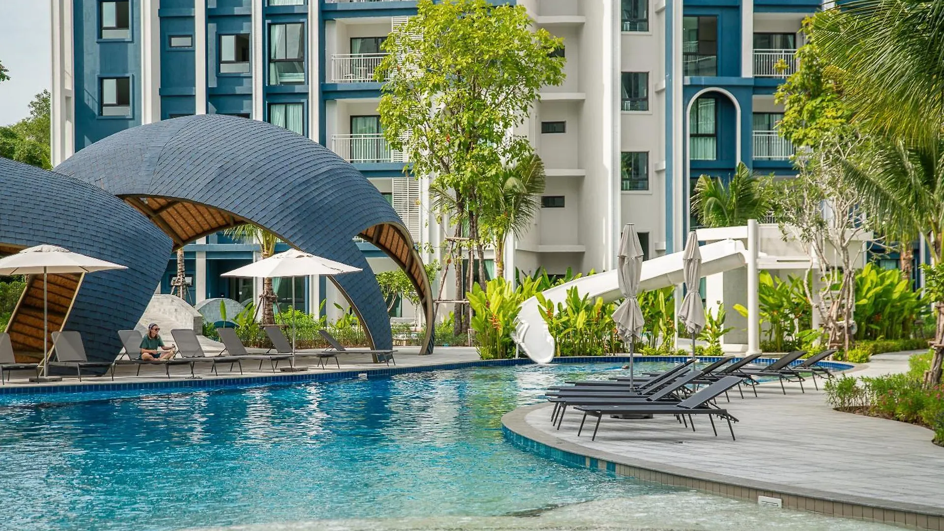 Apartment Title Halo Vitamin Sea Nai Yang